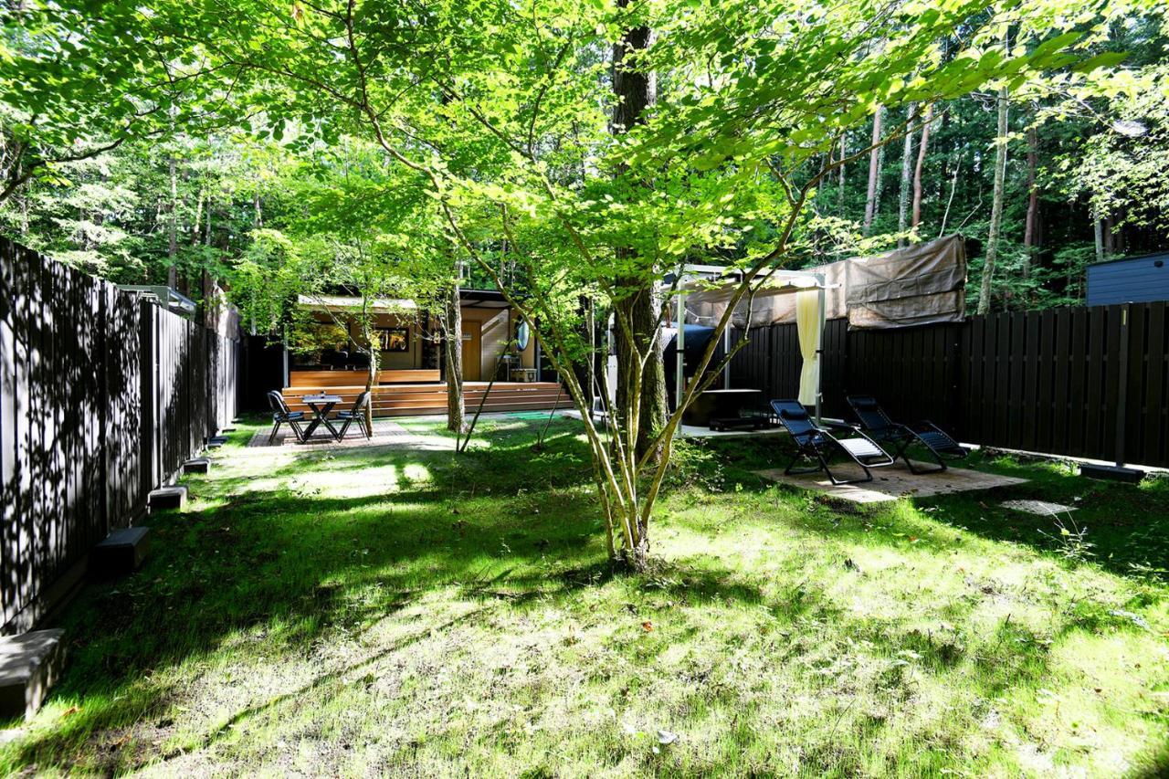Fuji Fumoto Forest Hotspring ふもとの森温泉 Fujikawaguchiko Exterior foto